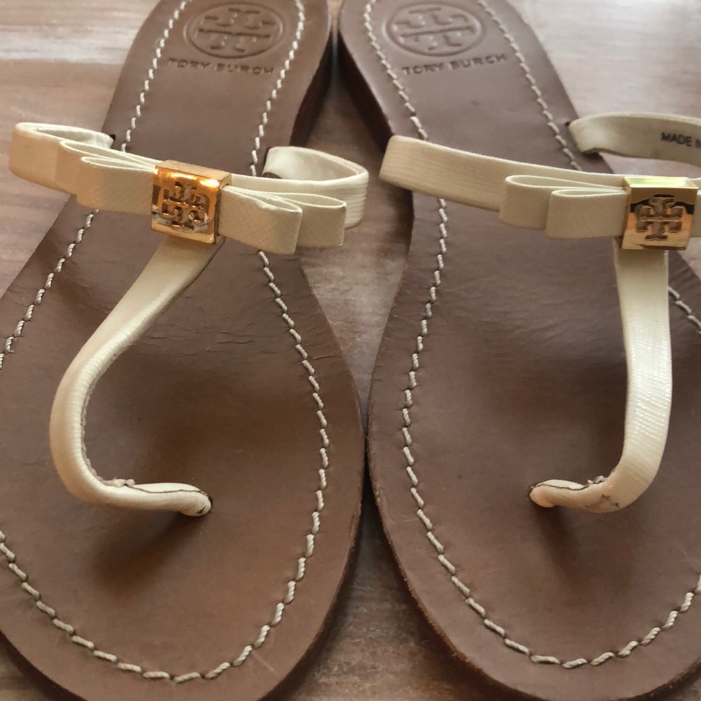 White Tory Burch Bow Sandals Size 7